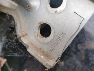 bontott FORD FIESTA V Jobb első Felső Zsanér