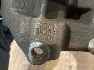 bontott FORD FIESTA V Jobb első Féltengely Tartó