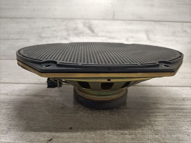 bontott FORD FIESTA V Jobb első Hangszóró