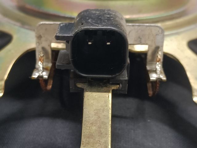 bontott FORD FIESTA V Jobb első Hangszóró