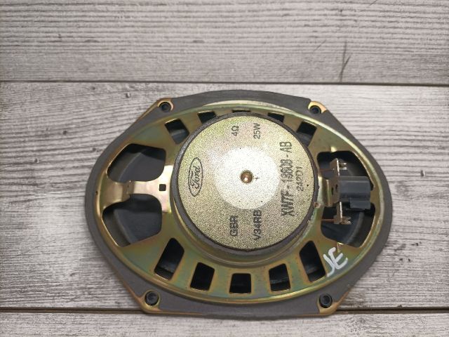 bontott FORD FIESTA V Jobb első Hangszóró