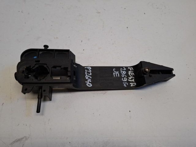 bontott FORD FIESTA V Jobb első Külső Kilincsfészek