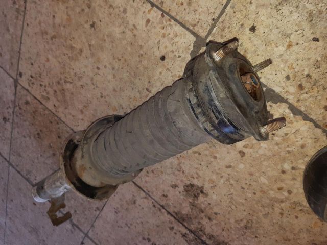 bontott FORD FIESTA V Jobb első Lengéscsillapító