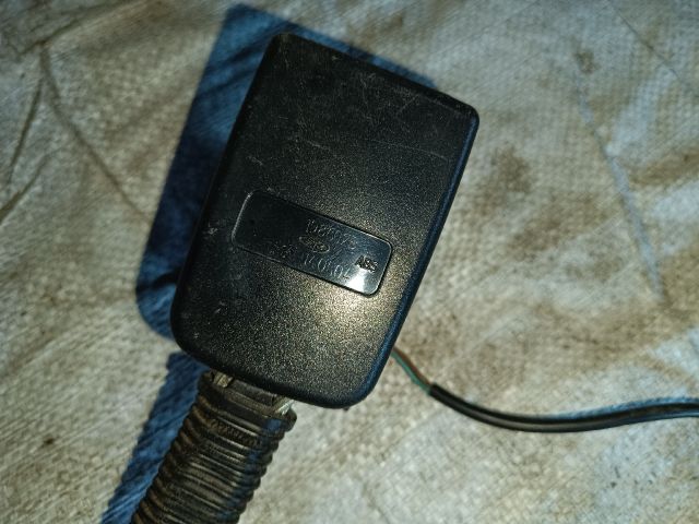 bontott FORD FIESTA V Jobb első Övfeszítő