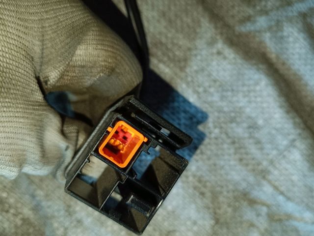 bontott FORD FIESTA V Jobb első Övfeszítő