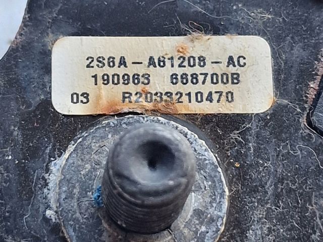 bontott FORD FIESTA V Jobb első Övfeszítő