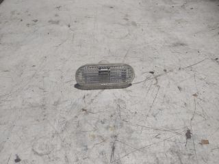 bontott FORD FIESTA V Jobb első Sárvédő Irányjelző