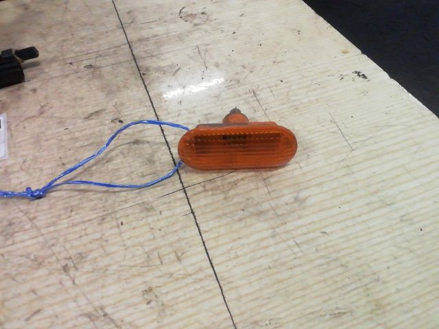 bontott FORD FIESTA V Jobb első Sárvédő Irányjelző