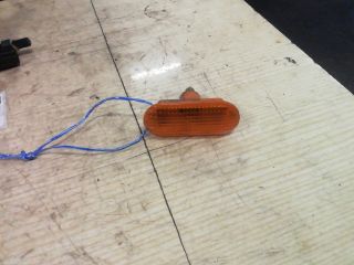 bontott FORD FIESTA V Jobb első Sárvédő Irányjelző