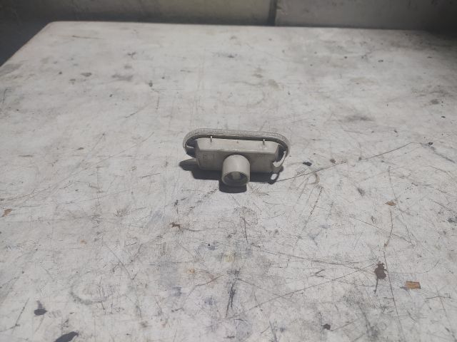 bontott FORD FIESTA V Jobb első Sárvédő Irányjelző