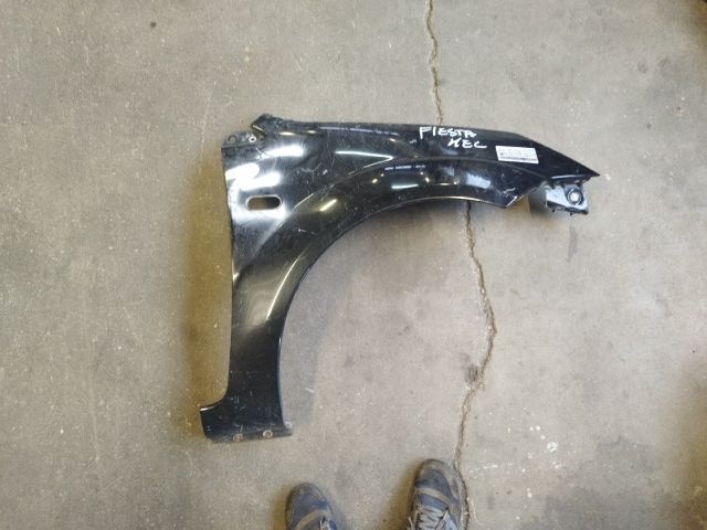 bontott FORD FIESTA V Jobb első Sárvédő