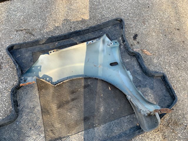 bontott FORD FIESTA V Jobb első Sárvédő