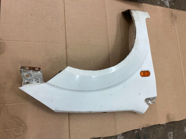 bontott FORD FIESTA V Jobb első Sárvédő