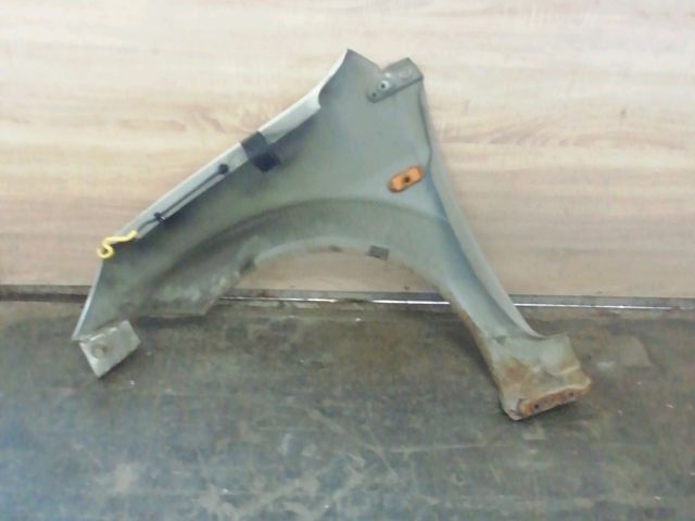 bontott FORD FIESTA V Jobb első Sárvédő