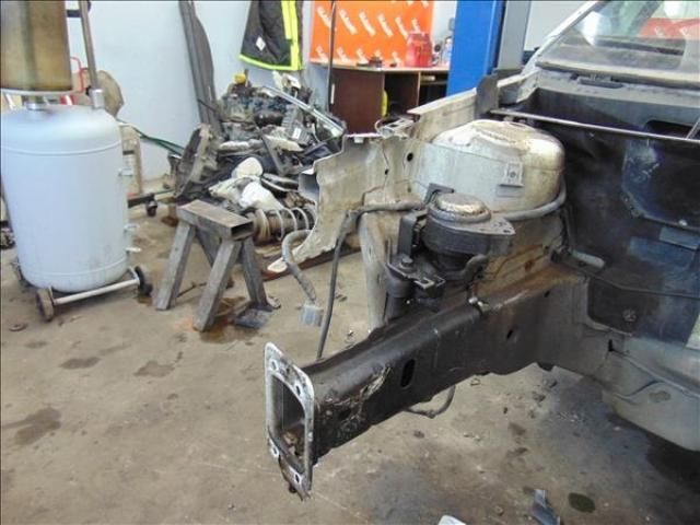 bontott FORD FIESTA V Jobb első Ütközéscsillapító