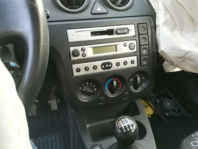 bontott FORD FIESTA V Jobb hátsó Ablak