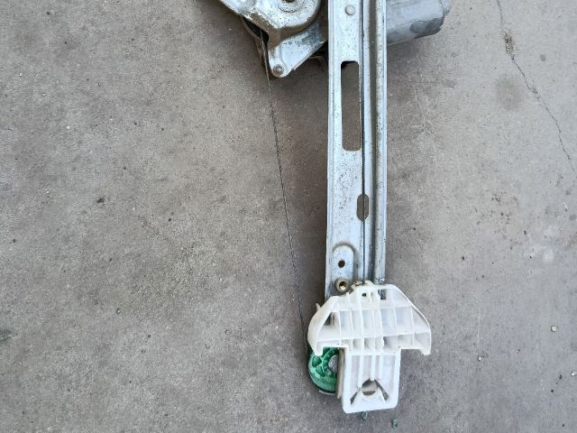 bontott FORD FIESTA V Jobb hátsó Ablakemelő Szerkezet (Elektromos)