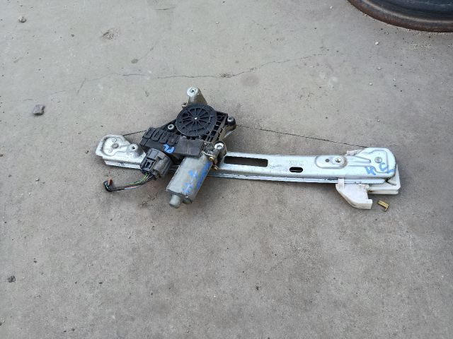 bontott FORD FIESTA V Jobb hátsó Ablakemelő Szerkezet (Elektromos)