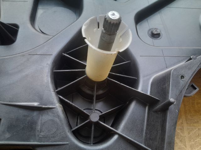 bontott FORD FIESTA V Jobb hátsó Ablakemelő Szerkezet (Mechanikus)