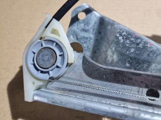bontott FORD FIESTA V Jobb hátsó Ablakemelő Szerkezet (Mechanikus)