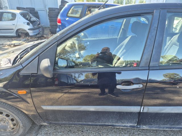 bontott FORD FIESTA V Jobb hátsó Ajtó (Részeivel)