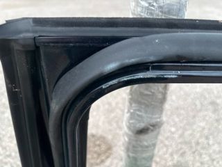 bontott FORD FIESTA V Jobb hátsó Ajtó (Részeivel)