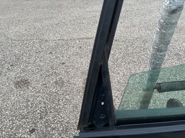 bontott FORD FIESTA V Jobb hátsó Ajtó (Részeivel)