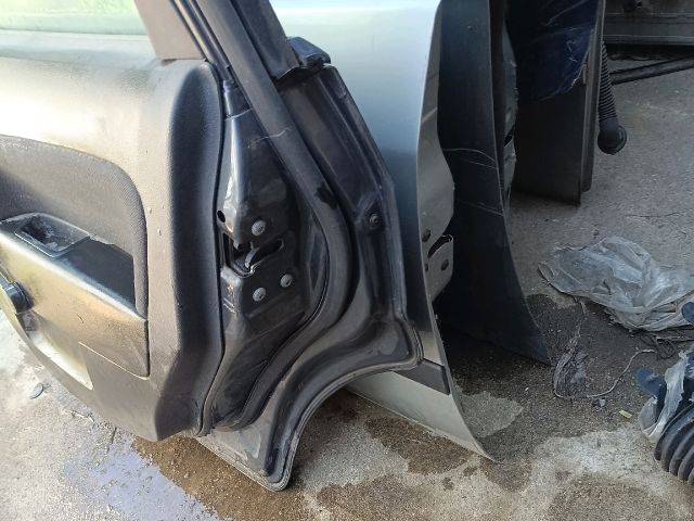 bontott FORD FIESTA V Jobb hátsó Ajtó (Részeivel)