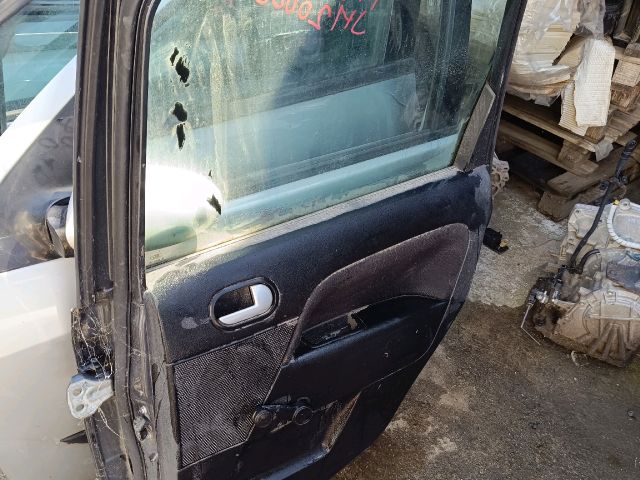 bontott FORD FIESTA V Jobb hátsó Ajtó (Részeivel)