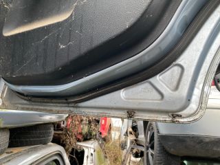 bontott FORD FIESTA V Jobb hátsó Ajtó (Üres lemez)