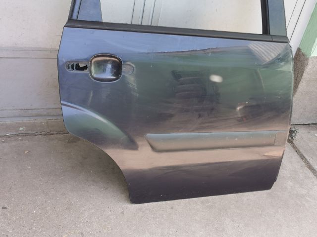 bontott FORD FIESTA V Jobb hátsó Ajtó (Üres lemez)