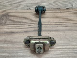 bontott FORD FIESTA V Jobb hátsó Ajtóhatároló