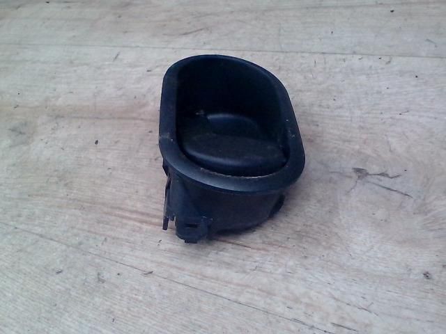 bontott FORD FIESTA V Jobb hátsó Belső Kilincs