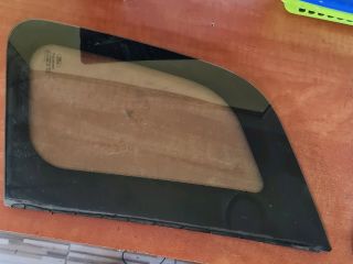 bontott FORD FIESTA V Jobb hátsó Fixüveg (Ajtóban)