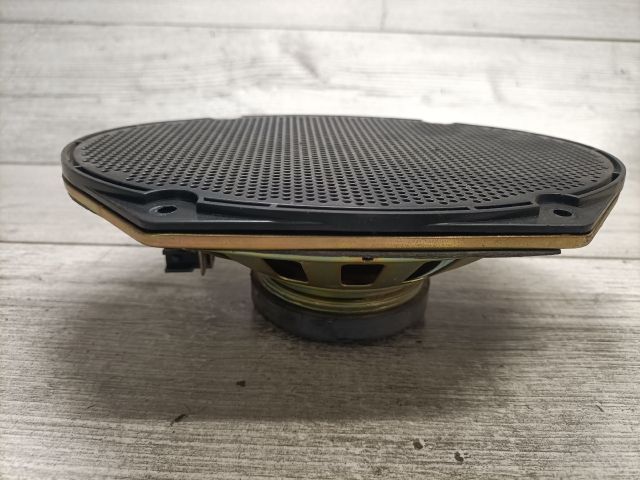 bontott FORD FIESTA V Jobb hátsó Hangszóró