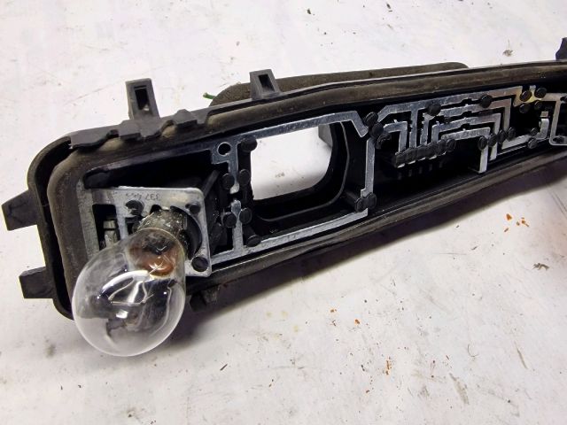 bontott FORD FIESTA V Jobb Hátsó Lámpa Foglalat