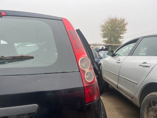 bontott FORD FIESTA V Jobb Hátsó Lámpa
