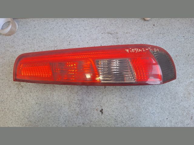 bontott FORD FIESTA V Jobb Hátsó Lámpa