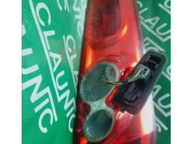 bontott FORD FIESTA V Jobb Hátsó Lámpa