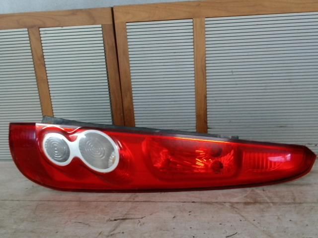 bontott FORD FIESTA V Jobb Hátsó Lámpa