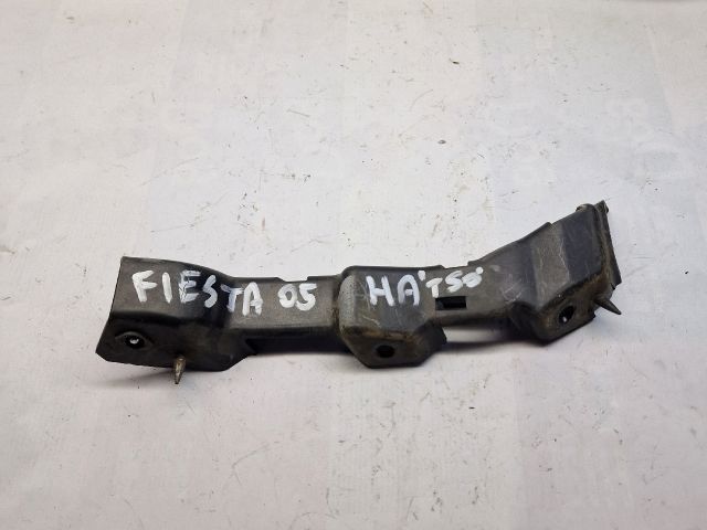 bontott FORD FIESTA V Jobb hátsó Oldal Lökhárító Tartó (Műanyag)