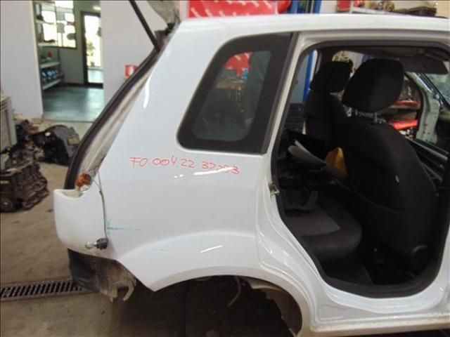 bontott FORD FIESTA V Jobb hátsó Sárvédő