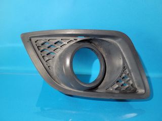 bontott FORD FIESTA V Jobb Ködfényszóró Lámpakeret