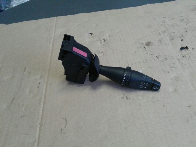 bontott FORD FIESTA V Jobb Kormánykapcsoló Ablaktörlő