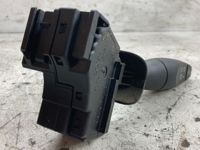 bontott FORD FIESTA V Jobb Kormánykapcsoló Ablaktörlő