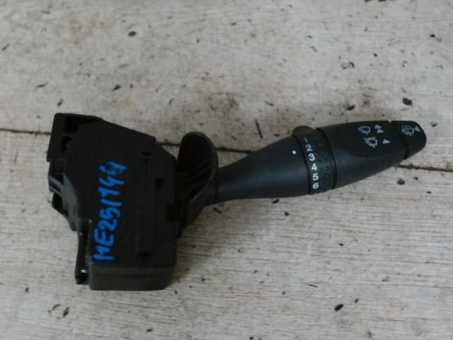 bontott FORD FIESTA V Jobb Kormánykapcsoló Ablaktörlő