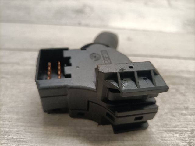 bontott FORD FIESTA V Jobb Kormánykapcsoló Ablaktörlő