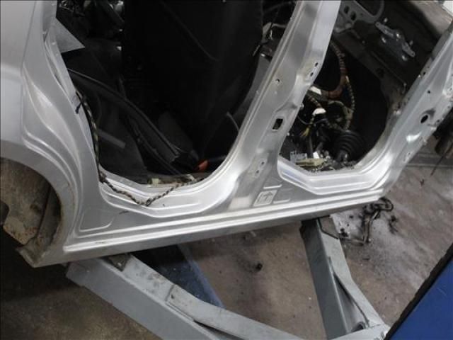 bontott FORD FIESTA V Jobb Küszöb