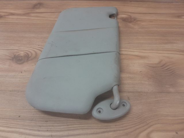 bontott FORD FIESTA V Jobb Napellenző