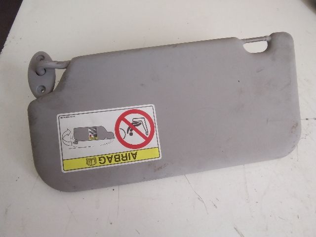 bontott FORD FIESTA V Jobb Napellenző